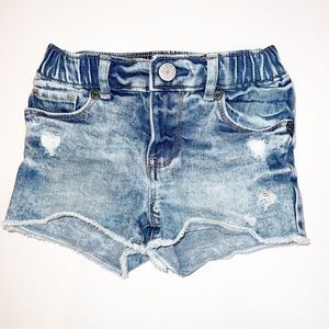 Girl’s GAP Shortie Jean Shorts - SIZE - 5